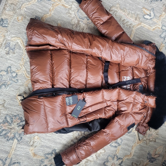 Winter coat - Picture 7 of 8